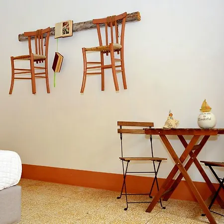Bed & Breakfast Dimora Corte Consiglio 3*